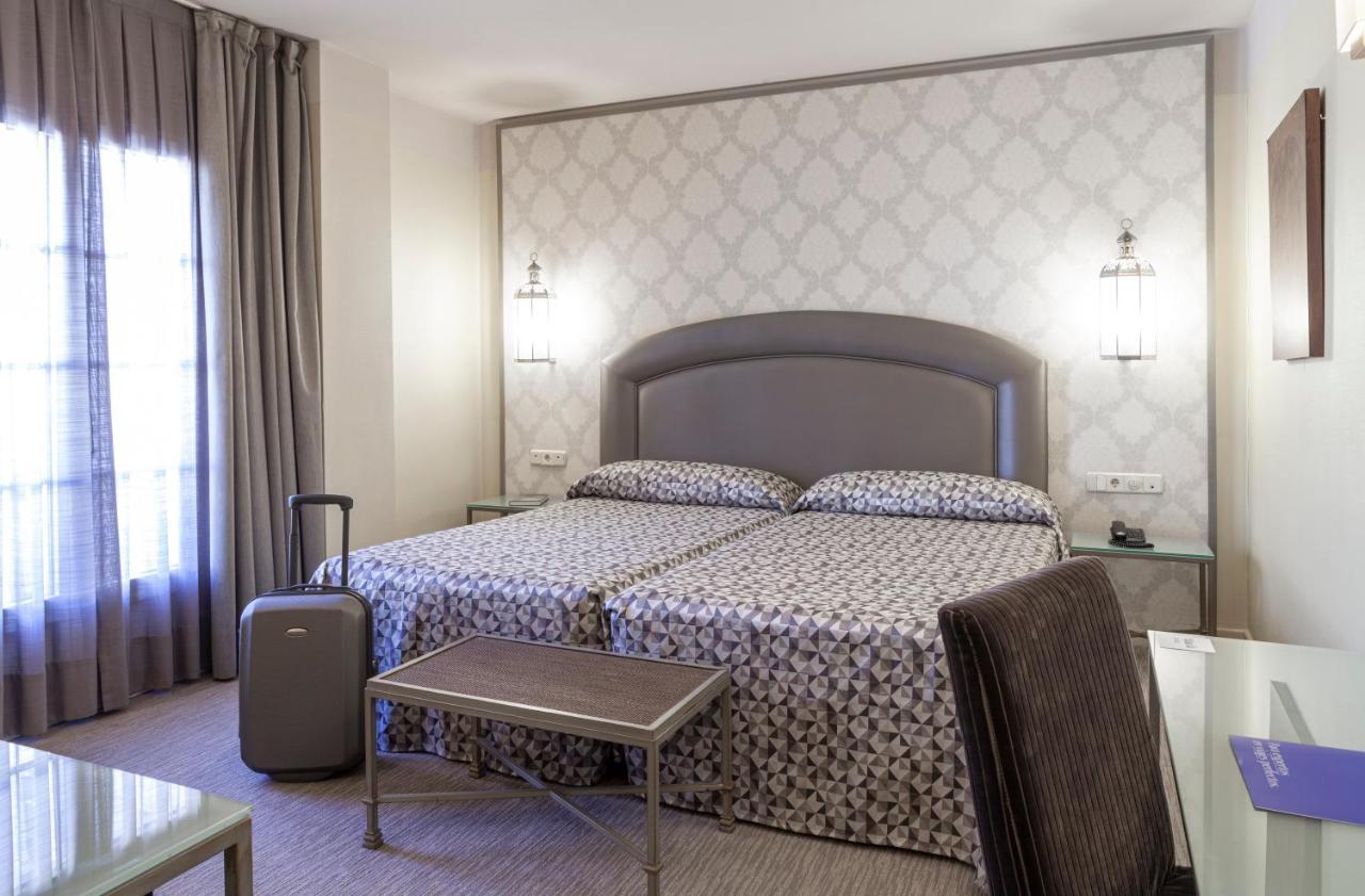Twin Room with Terrace,1351393039:JPEG