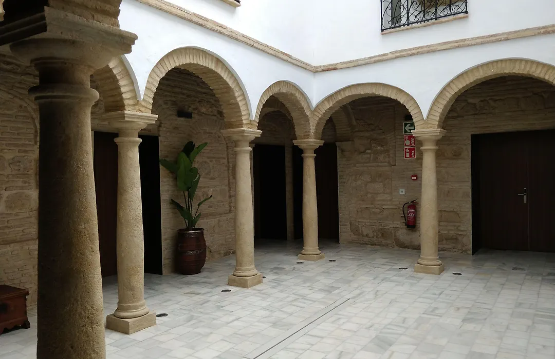 Patios Del Orfebre-1